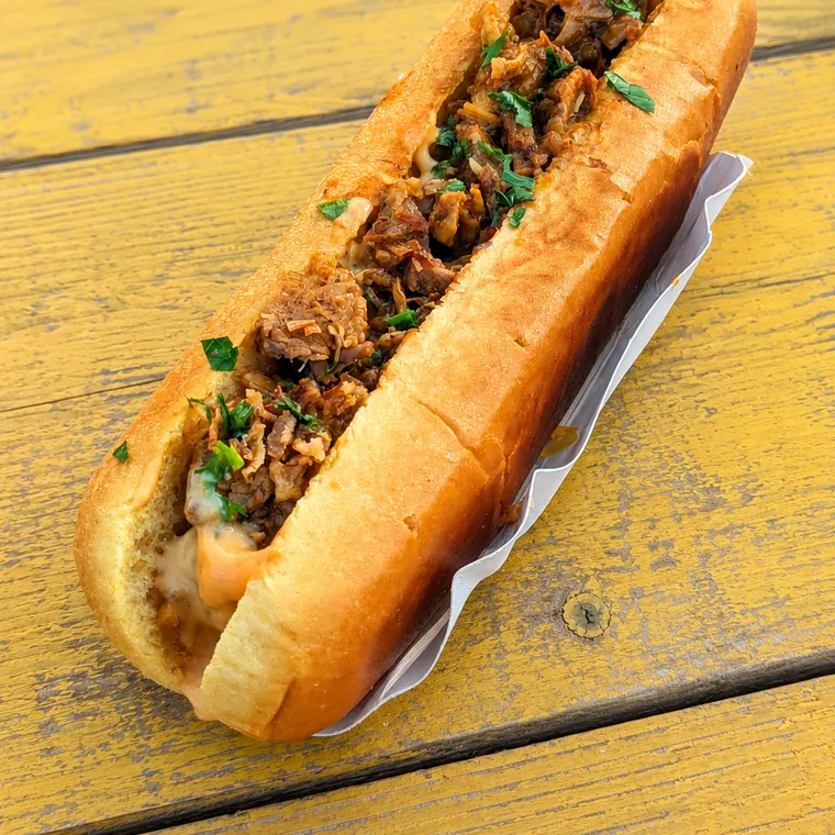 Completo Italiano, hot dog chilien